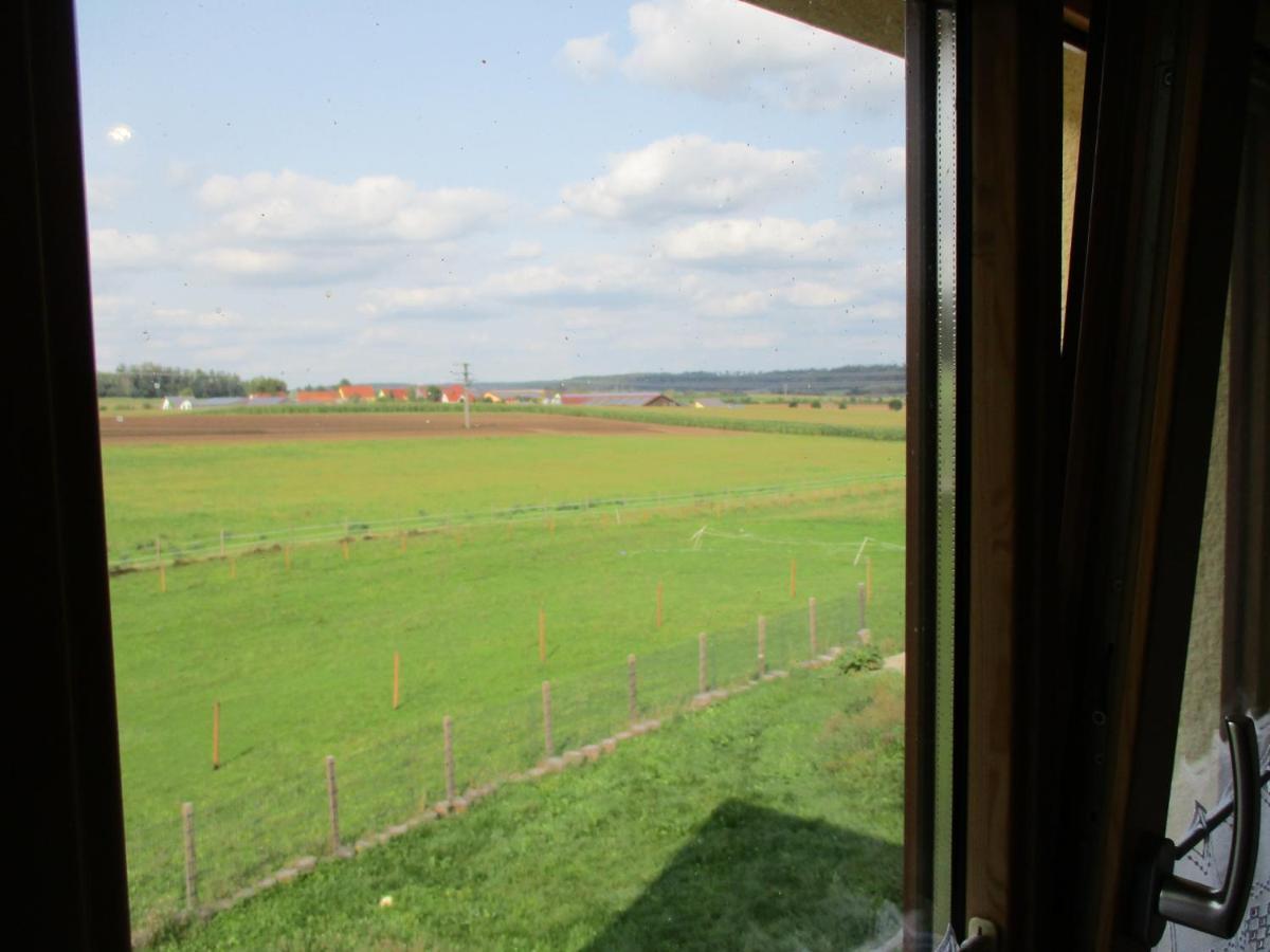Ferienwohnung Roesch Feuchtwangen Exterior foto